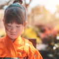 Sinnvolle Deko und Accessoires: Schutzsymbole und positive Energie im Kinderzimmer